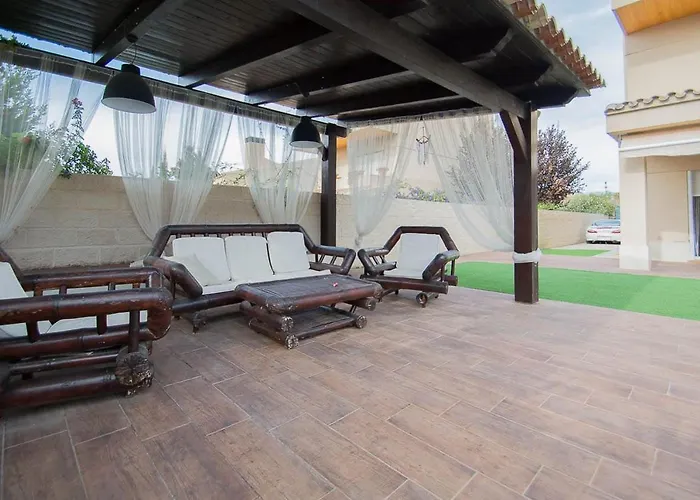 Granada-otura -villa Hoyo 7-nieve -campo De Golf,playa Cercana Cargador Electrico Rapido فيلة غرناطة